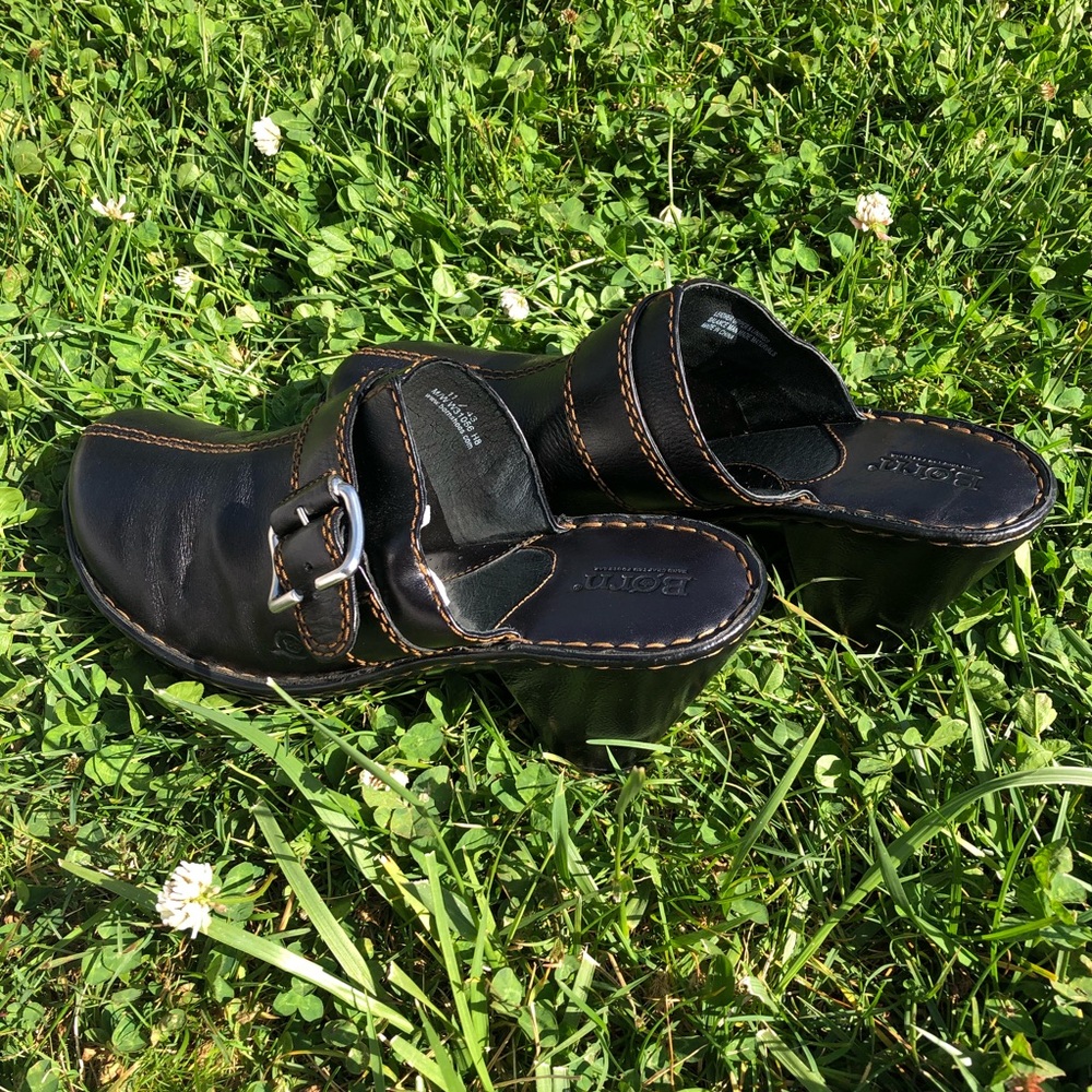 Black Leather BORN mules. NWOT - Picture 2 of 5